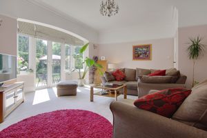 Living Room- click for photo gallery